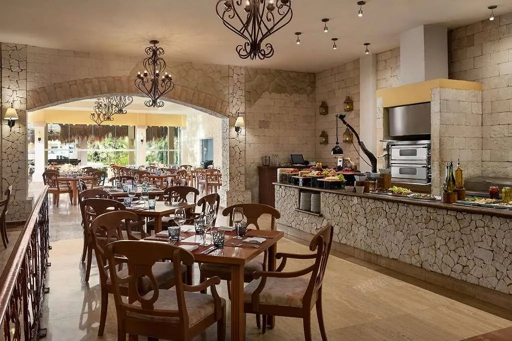 Grand Palladium Whitesand Riviera Maya